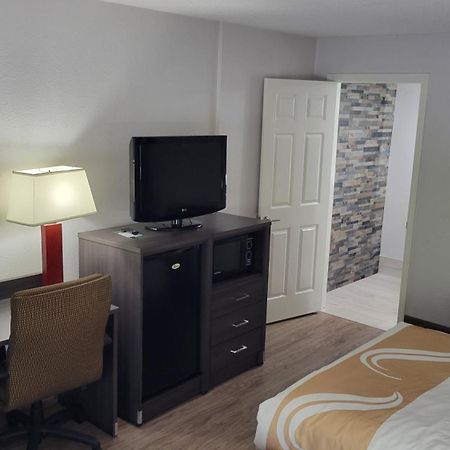 Quality Inn Forsyth Near Ga Public Safety Training Center Экстерьер фото