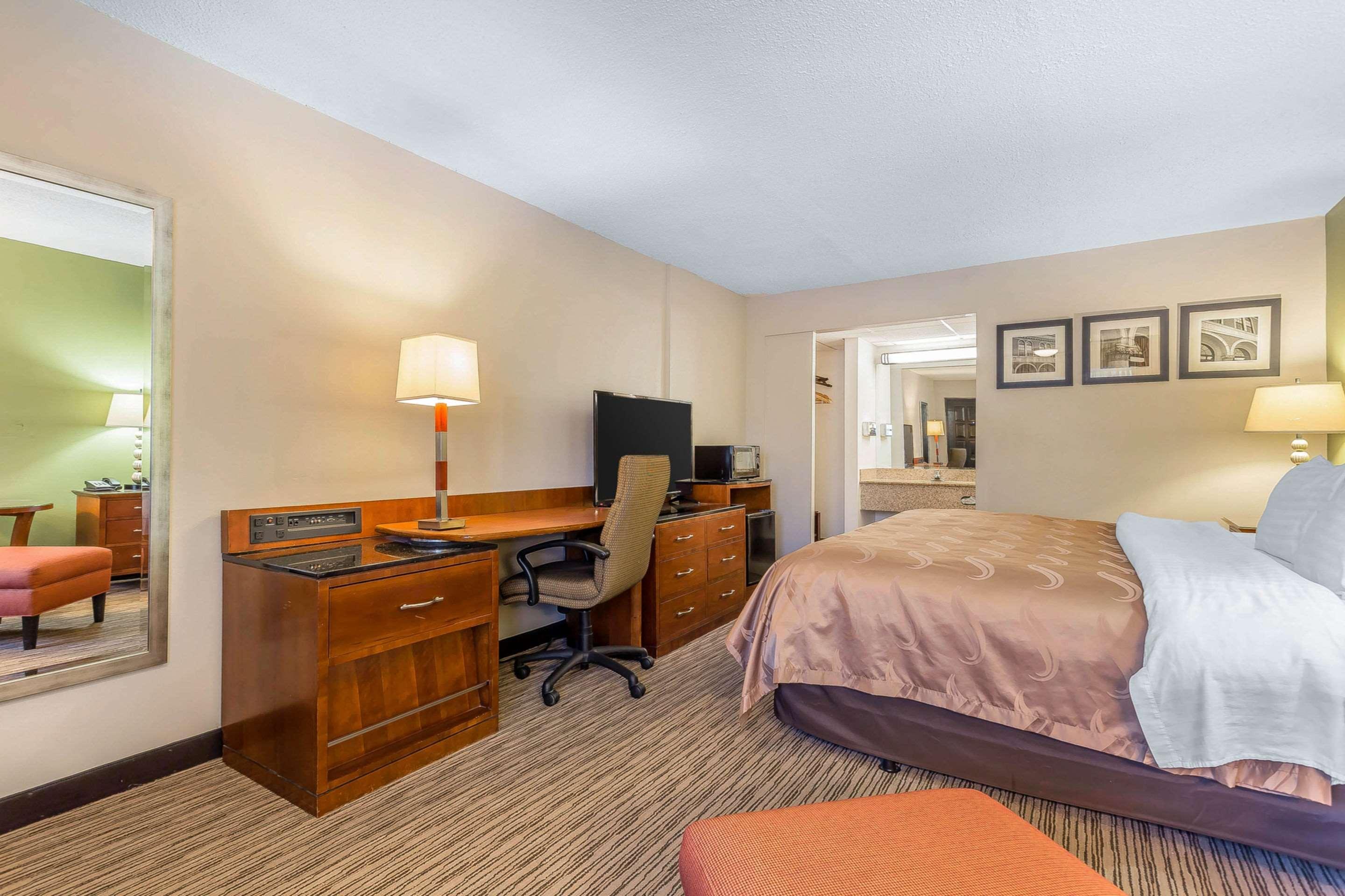 Quality Inn Forsyth Near Ga Public Safety Training Center Экстерьер фото