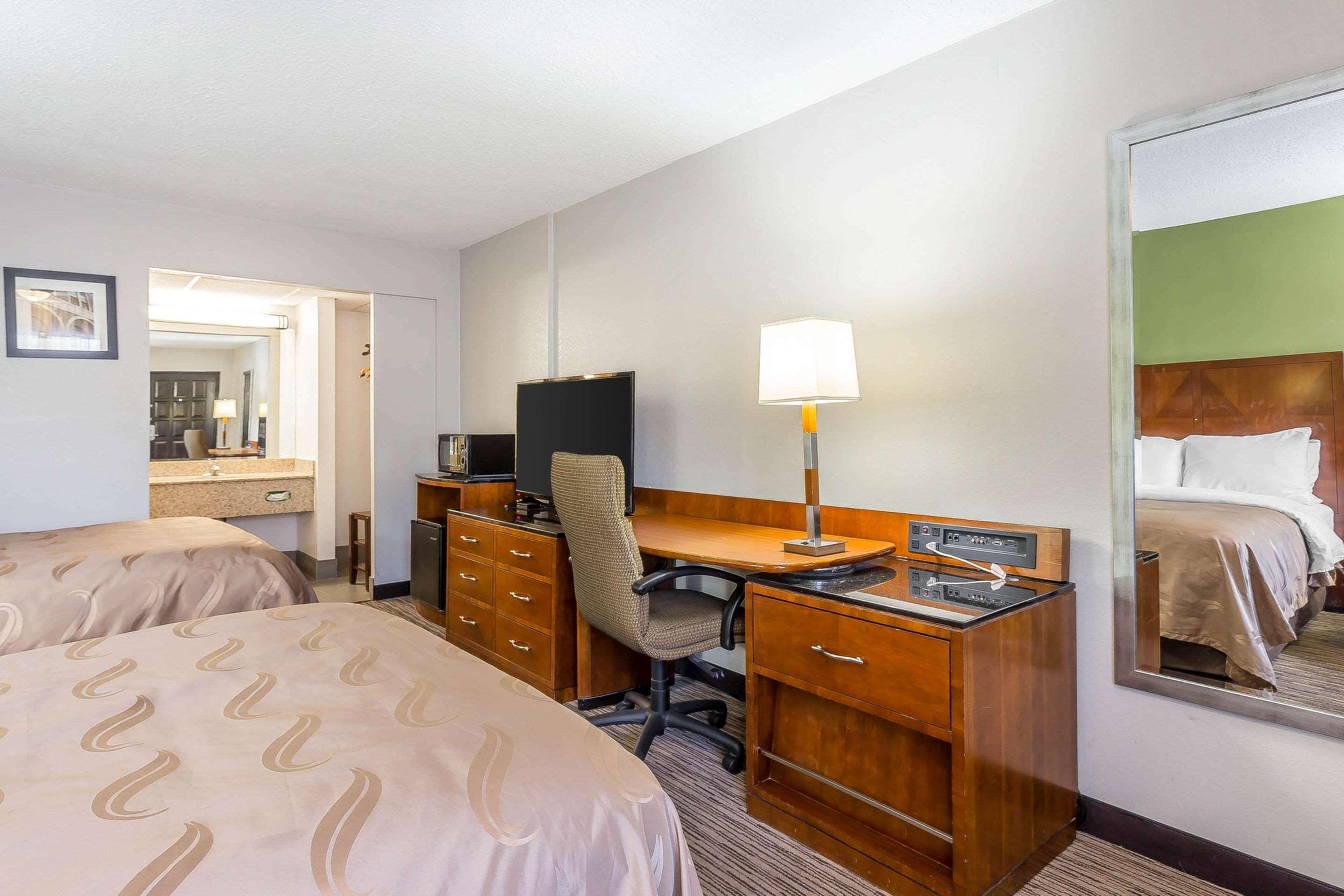 Quality Inn Forsyth Near Ga Public Safety Training Center Экстерьер фото