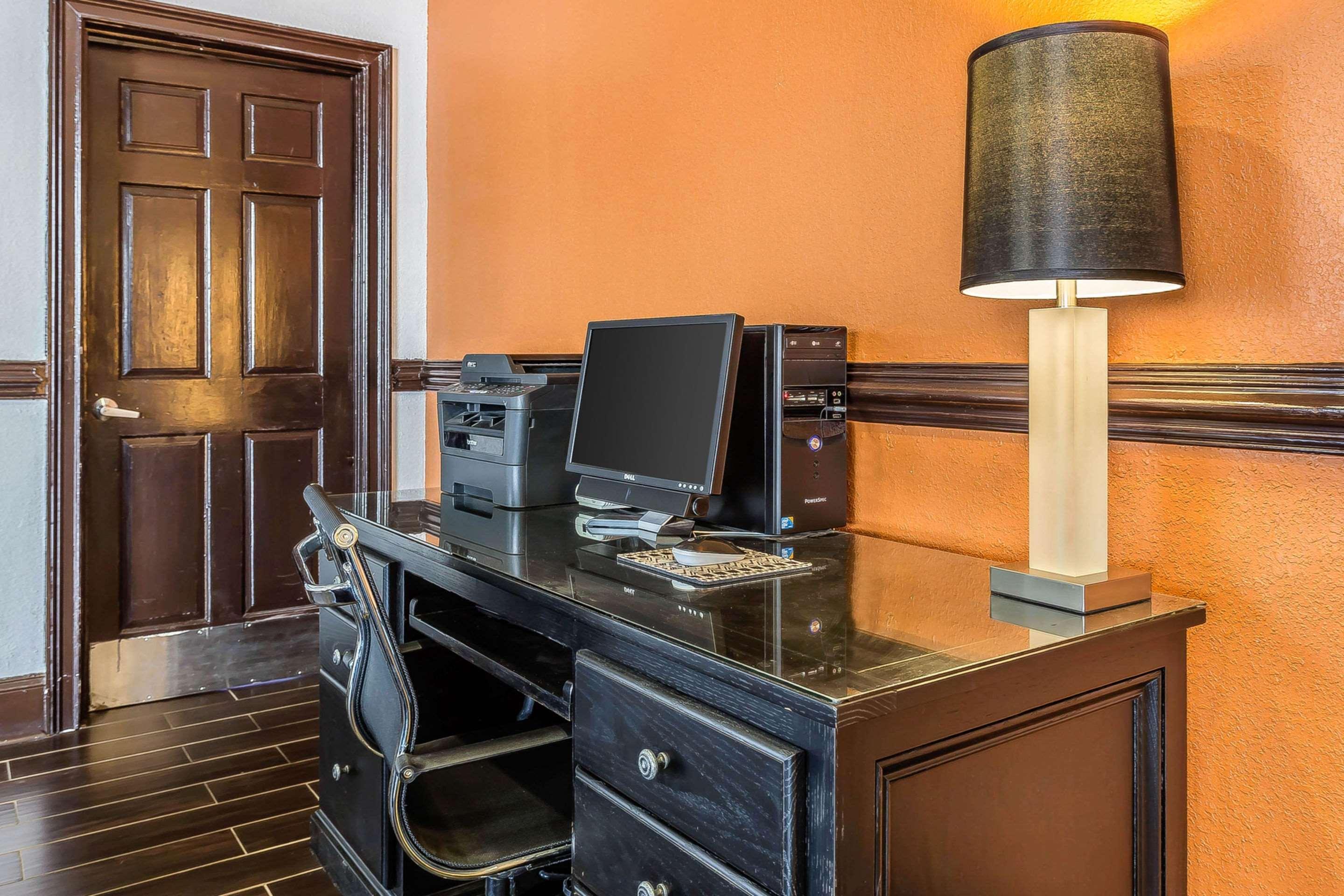 Quality Inn Forsyth Near Ga Public Safety Training Center Экстерьер фото