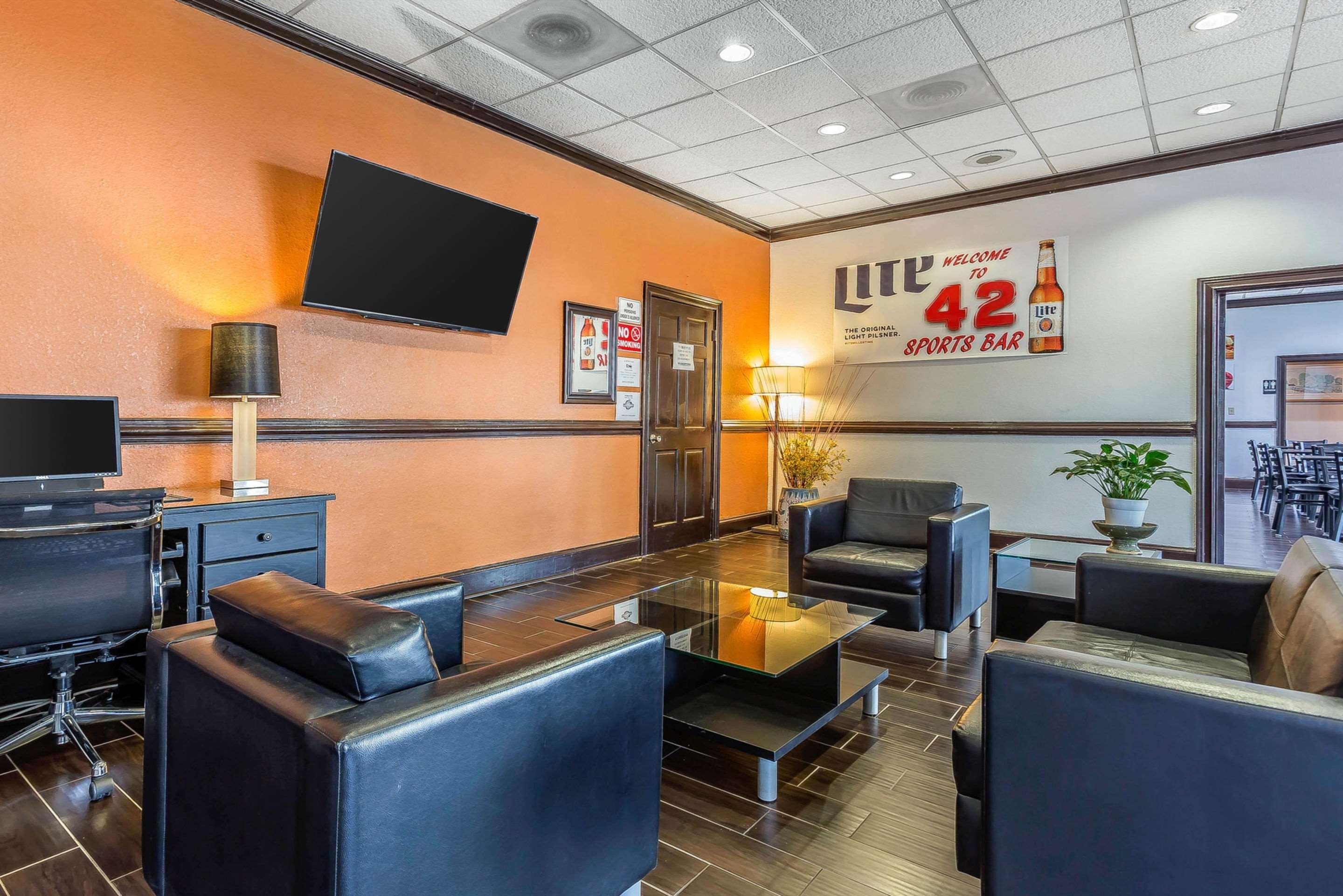 Quality Inn Forsyth Near Ga Public Safety Training Center Экстерьер фото