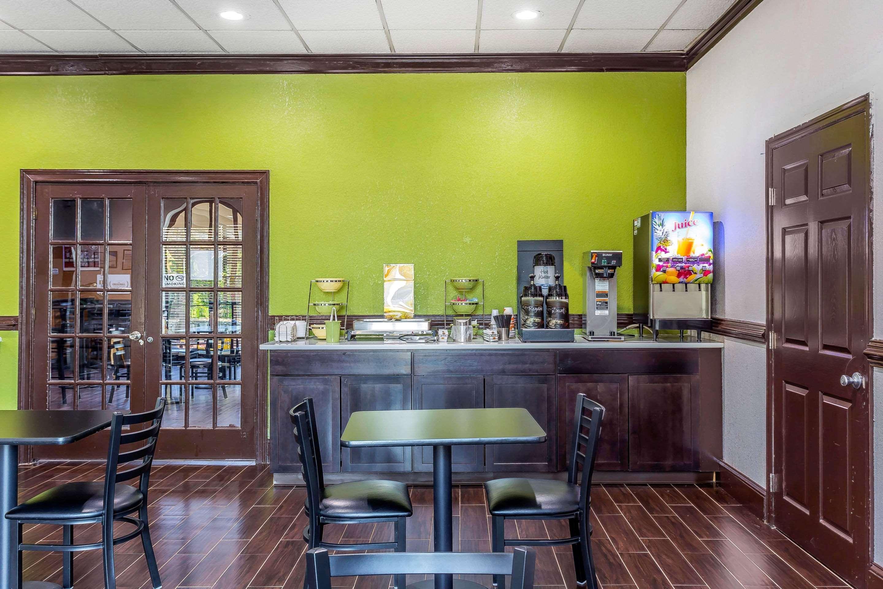 Quality Inn Forsyth Near Ga Public Safety Training Center Экстерьер фото