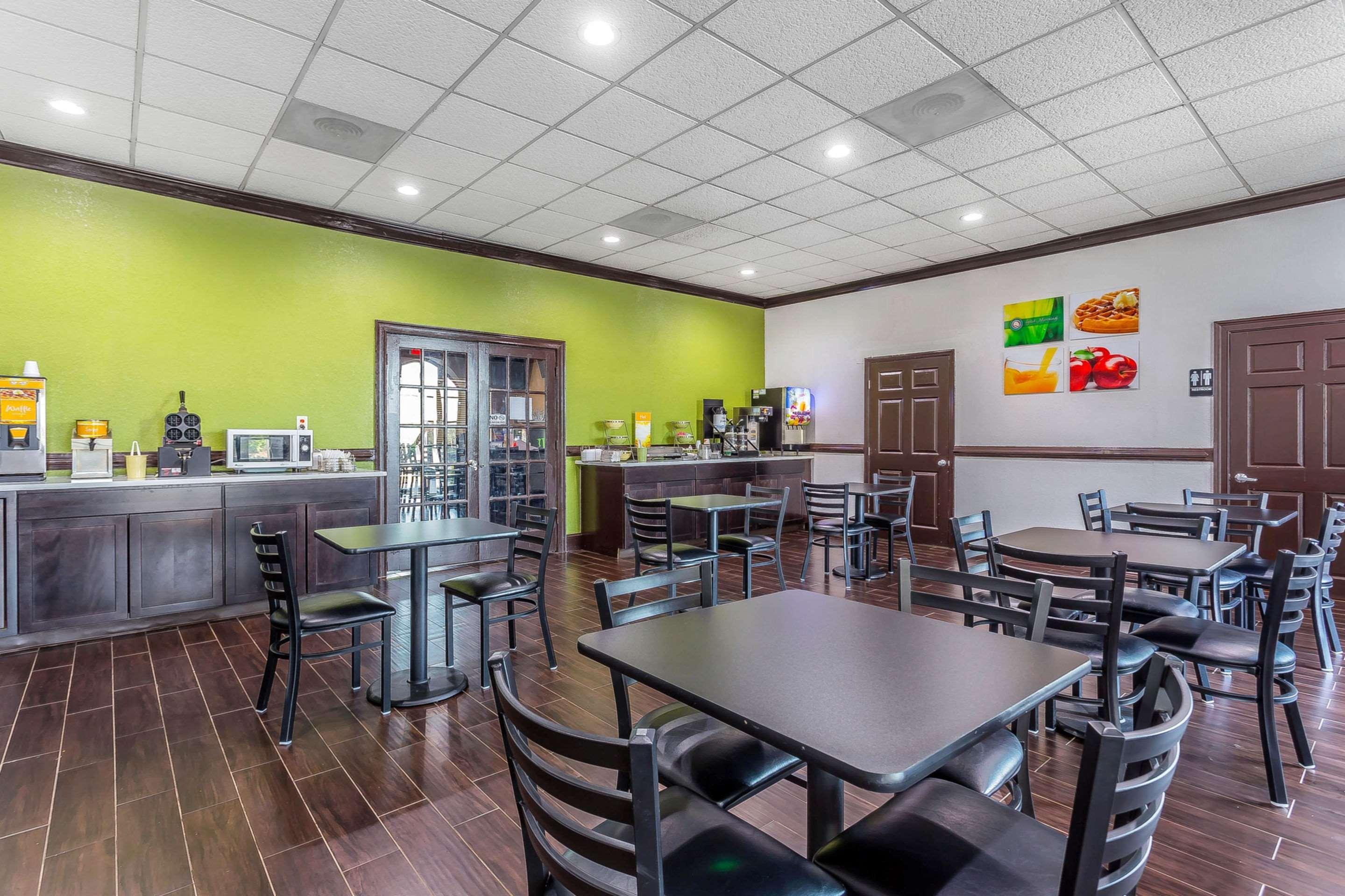 Quality Inn Forsyth Near Ga Public Safety Training Center Экстерьер фото