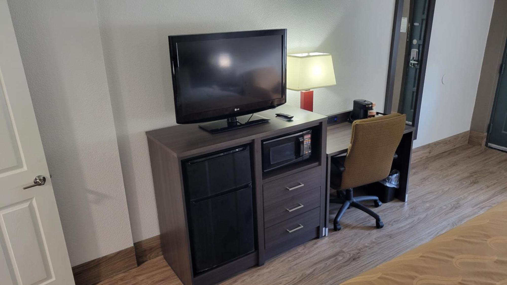 Quality Inn Forsyth Near Ga Public Safety Training Center Экстерьер фото
