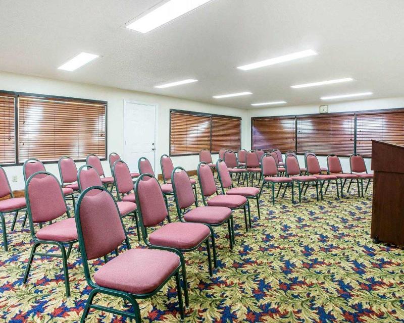 Quality Inn Forsyth Near Ga Public Safety Training Center Экстерьер фото