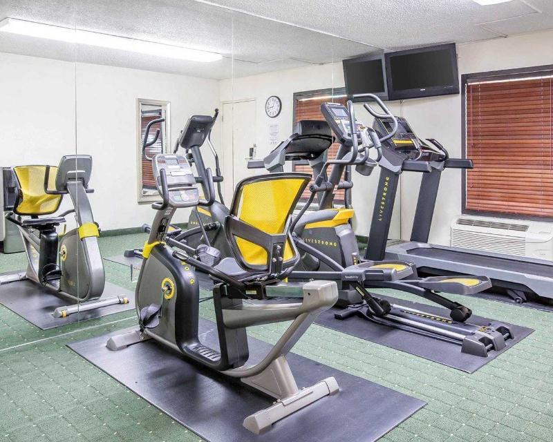 Quality Inn Forsyth Near Ga Public Safety Training Center Экстерьер фото