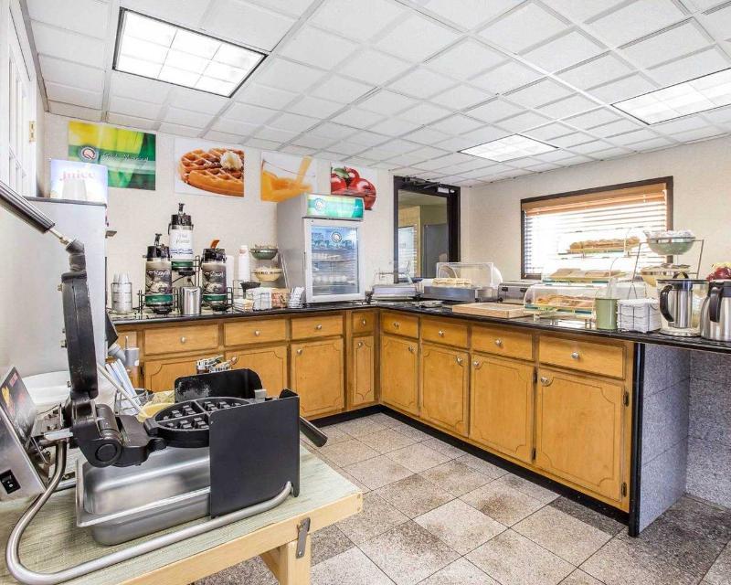 Quality Inn Forsyth Near Ga Public Safety Training Center Экстерьер фото